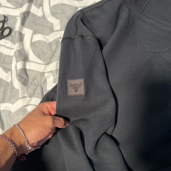 Under Armour the rock sweater - Picture 5 of 5